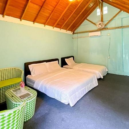 Reddoorz At Villa Waterfun Favour Pagar Alam Pagaralam Exterior photo