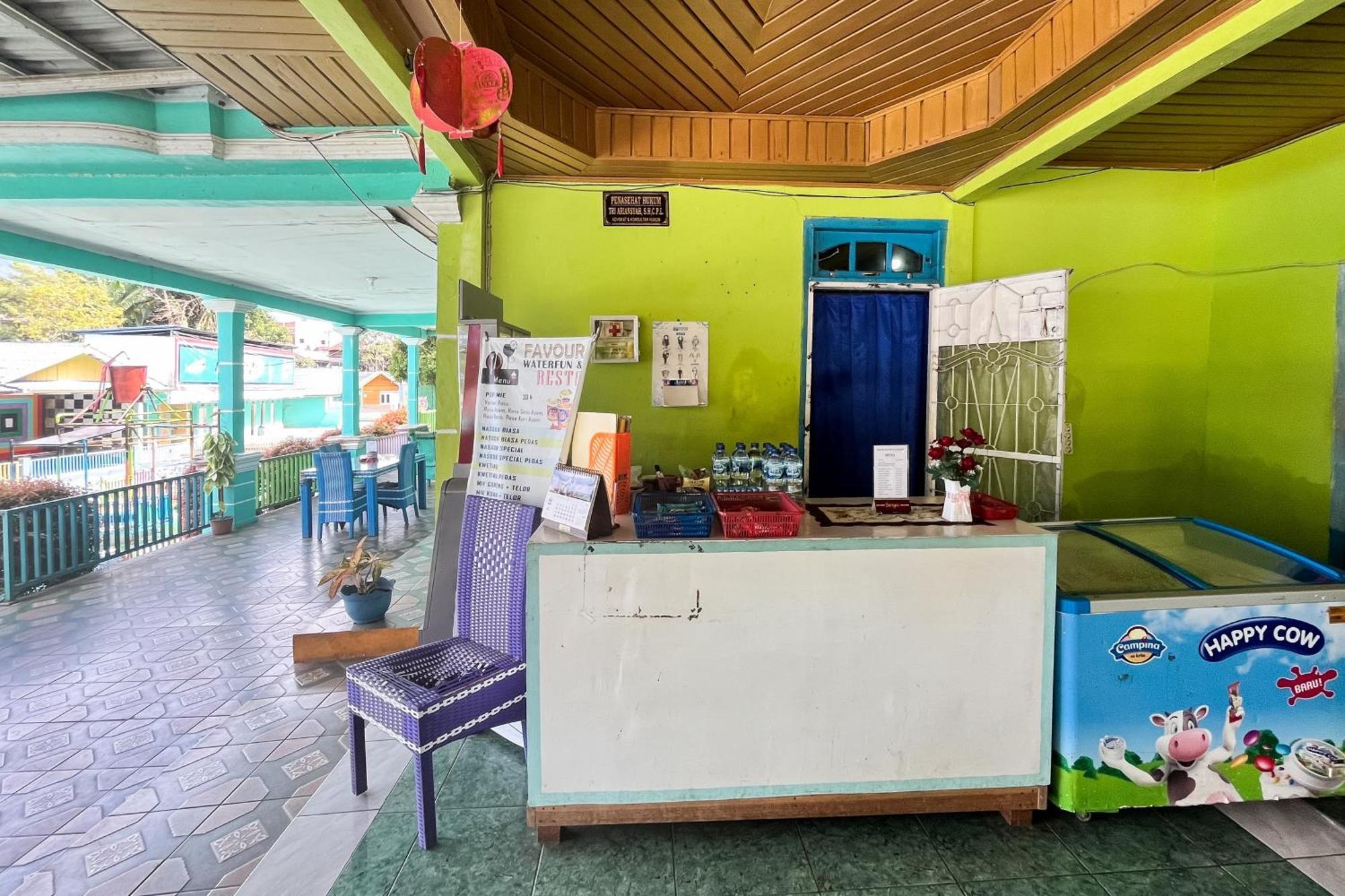 Reddoorz At Villa Waterfun Favour Pagar Alam Pagaralam Exterior photo