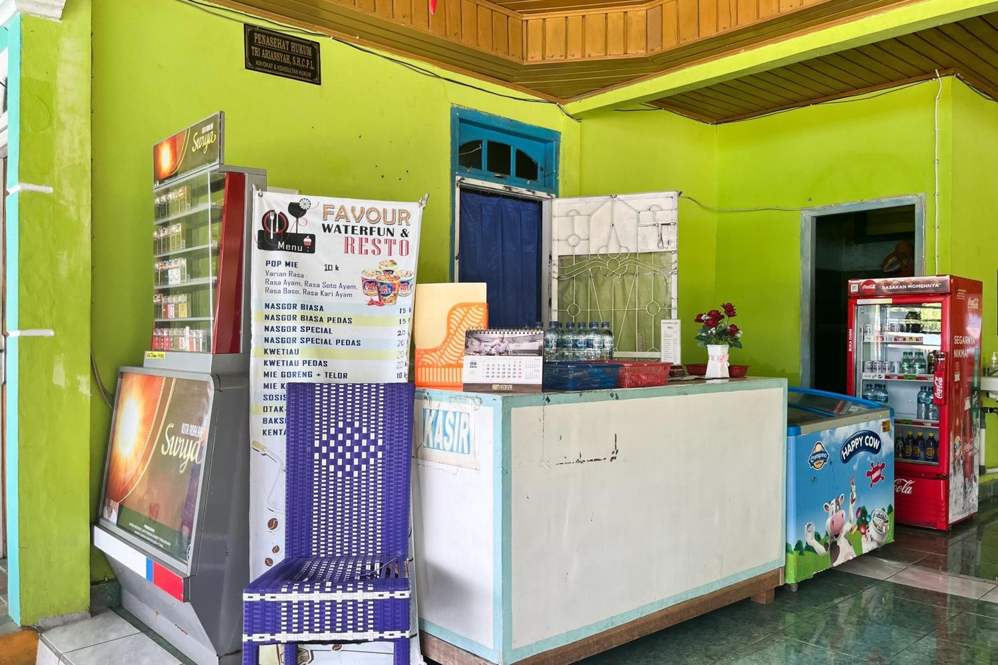 Reddoorz At Villa Waterfun Favour Pagar Alam Pagaralam Exterior photo